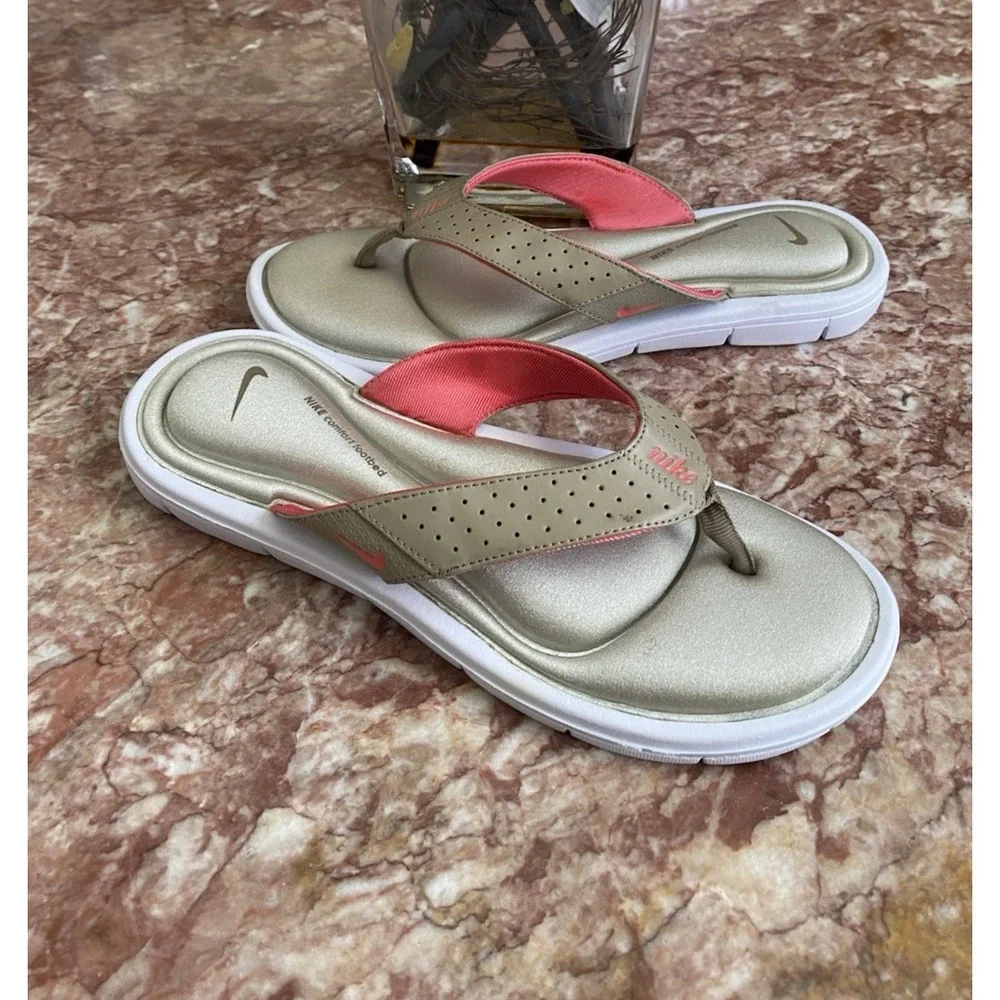 New Nike Women's Comfort Footbed White Beige Pink Thong Sandals Size 11, $75